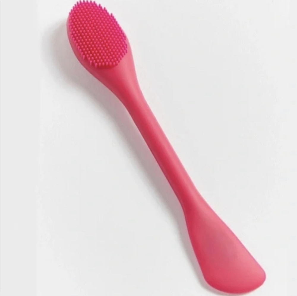 2/$30! ZOE AYLA Face Mask Applicator BNIB